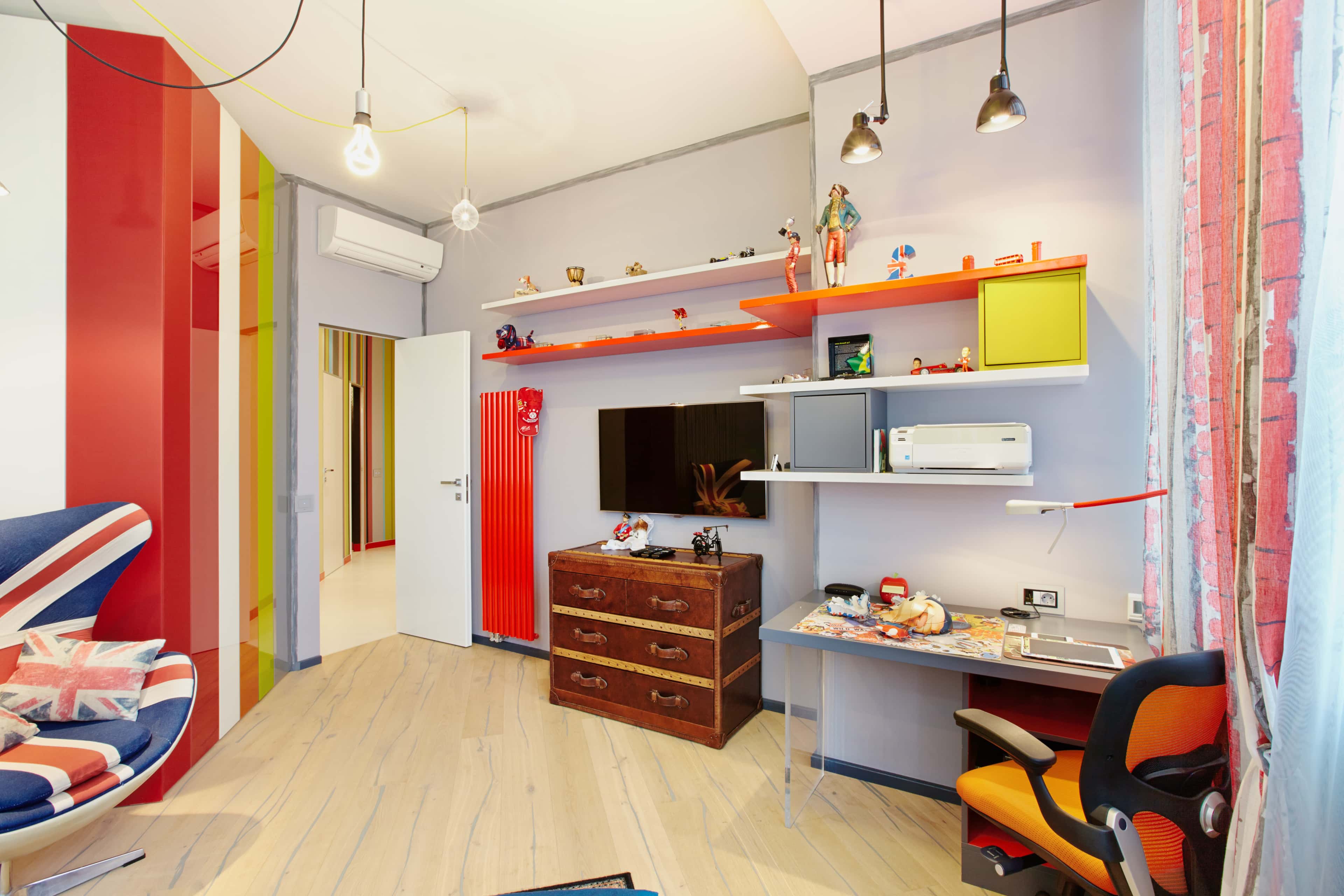 Оформление интерьера детской. Фото № 36813.