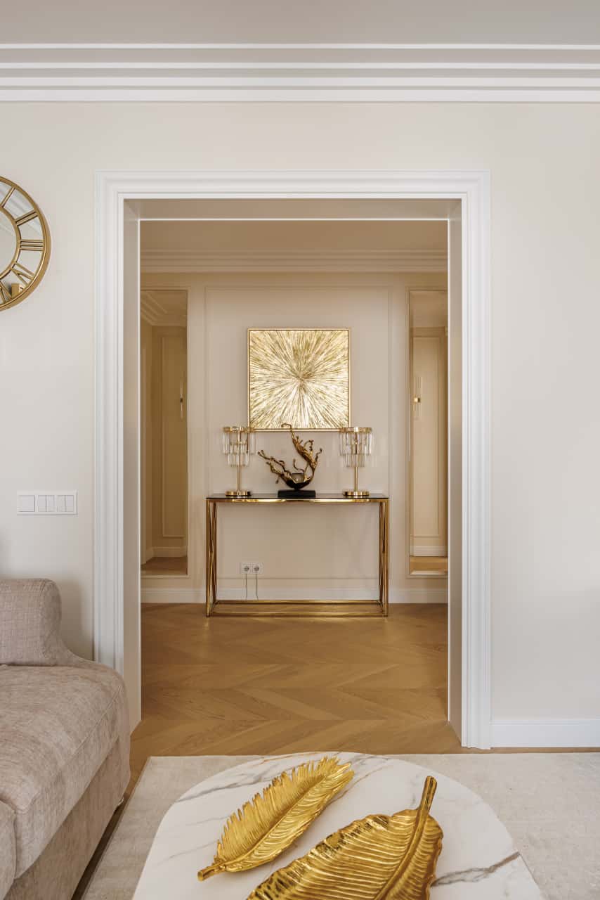 Классический декор в классическом интерьере