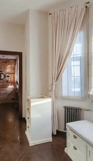 Посёлок на Новой Риге в стиле модерн. Этаж 1: Гардеробная, фото 1
