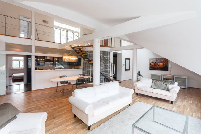 Двухэтажная квартира - возможность реализовать в рамках одного жилища две разные дизайнерские концепции