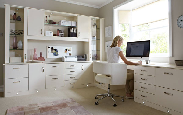 Домашний офис: устраиваем кабинет дома. Как организовать рабочее пространство в домашнем офисе. Фотография 1.