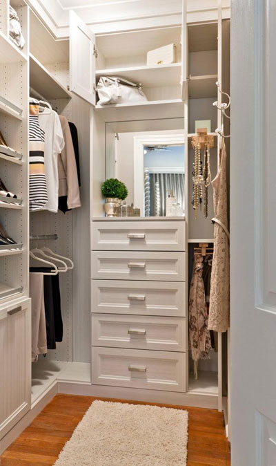 Маленькая гардеробная комната | Статья от Вира-АртСтрой. Фото 04