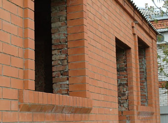 Кирпичные стены  для дома. Фото 03
