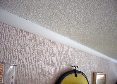 Как клеить флизелиновые обои на потолок | Статья от Вира-АртСтрой. Фото 02
