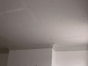 Потолок из гипсокартона: ровно и красиво. Фото 01