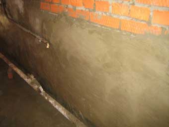 Гидроизоляция внутренних стен подвала. Фото 03
