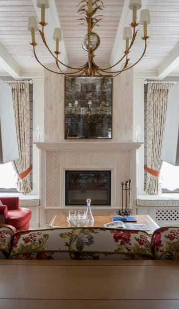 Настольные лампы Visual Comfort как декор