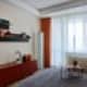 Ярко оранжевый тюль отлично вписывается в концепцию комнаты. Дизайн и ремонт квартиры в ЖК «Воронцово» — Уроки музыки. Фото 038