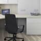 Офисный стул классического стиля серого цвета. Дизайн и ремонт квартиры в ЖК «Крылатские холмы» — Гармония формы. Фото 094
