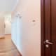 Стена с Боингом- А319 воодушевляет и интересует своей свежестью в интерьере. Дизайн и ремонт квартиры в ЖК «Дом в сосновой роще» — Рай для кулинарных шедевров. Фото 06