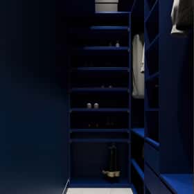 Сочный синий. Дизайн и ремонт квартиры 83м2 в ЖК Большая семерка в современном стиле. Гардеробная, фото 01