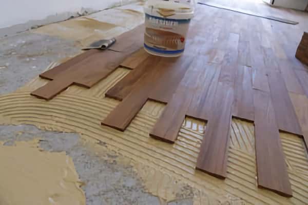 Укладка паркетной доски