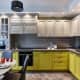 Кухня в классическом стиле яркого жёлтого цвета. Дизайн и ремонт квартиры в ЖК «M-House»  — Функциональная эклектика. Фото 015