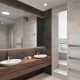 Умывальник и полки в ванной комнате сделаны из тёмного дуба. Интерьер в стиле минимализм. Фото 036