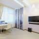 Белый шкафы с матовым стеклом для кухни. Дизайн и ремонт квартира в ЖК «Квартал» — Воздушная легкость. Фото 021
