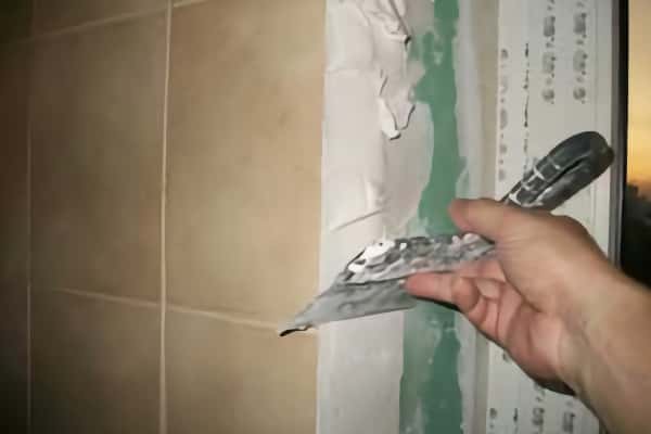 Выравнивание откосов с помощью штукатурки