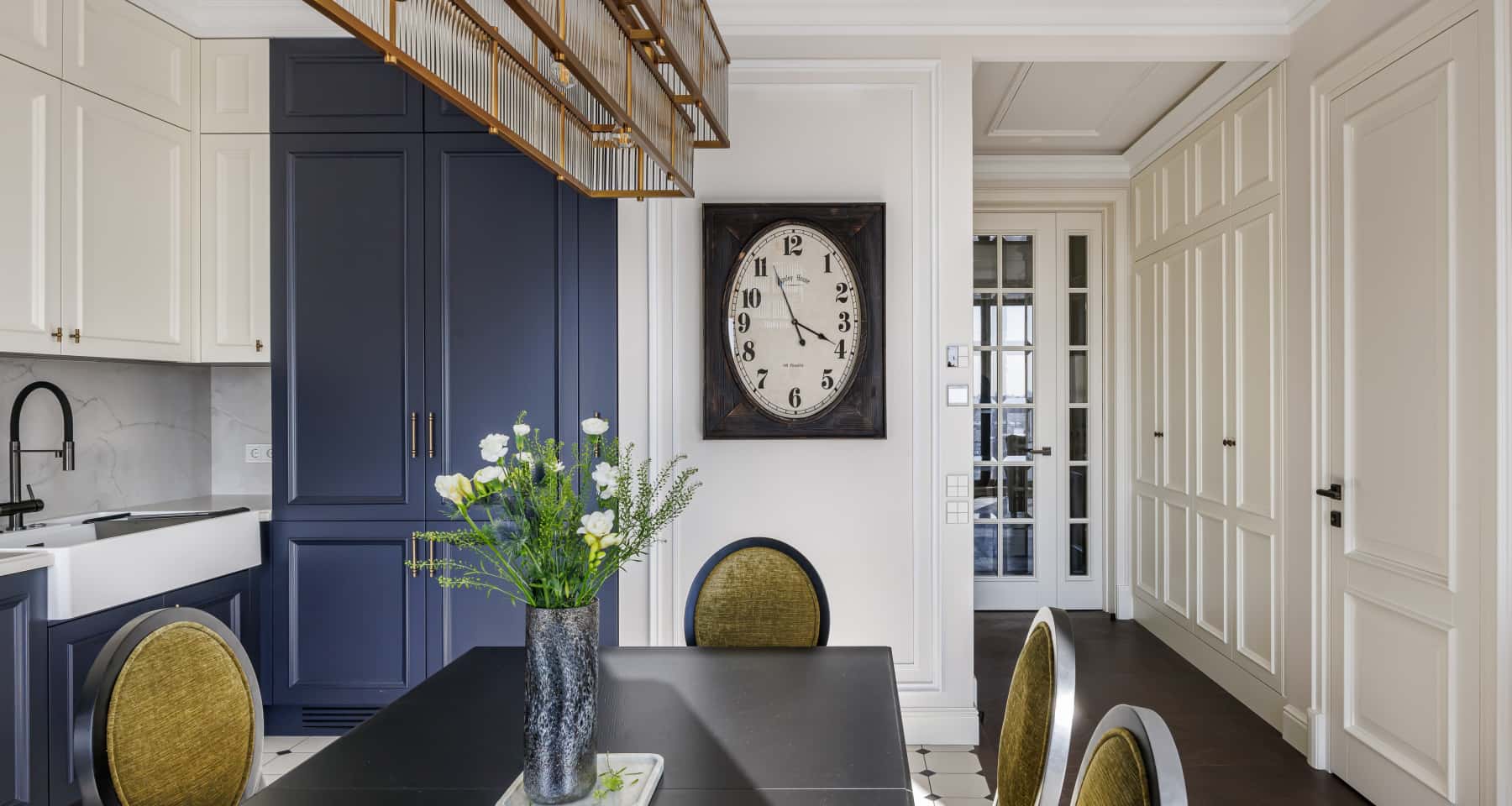 ΠΡΡ
Π½Ρ-ΡΡΠΎΠ»ΠΎΠ²Π°Ρ Π² ΡΡΠΈΠ»Π΅ Π°ΠΌΠ΅ΡΠΈΠΊΠ°Π½ΡΠΊΠ°Ρ ΠΊΠ»Π°ΡΡΠΈΠΊΠ° ΠΡΡ
Π½Ρ-ΡΡΠΎΠ»ΠΎΠ²Π°Ρ Π² ΡΡΠΈΠ»Π΅ Π°ΠΌΠ΅ΡΠΈΠΊΠ°Π½ΡΠΊΠ°Ρ ΠΊΠ»Π°ΡΡΠΈΠΊΠ°