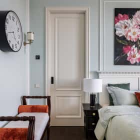 Американская классика. Дизайн и ремонт квартиры 119м2 ЖК Диалог в американском классическом стиле. Спальня 1, фото 14