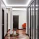 Ярко оранжевый тюль отлично вписывается в концепцию комнаты. Дизайн и ремонт квартиры в ЖК «Воронцово» — Уроки музыки. Фото 05