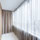 Узкий, длинный балкон из хозяйской спальни. Дизайн и ремонт квартиры в ЖК «12-й Квартал» в Химках — Экзотический рай. Фото 034