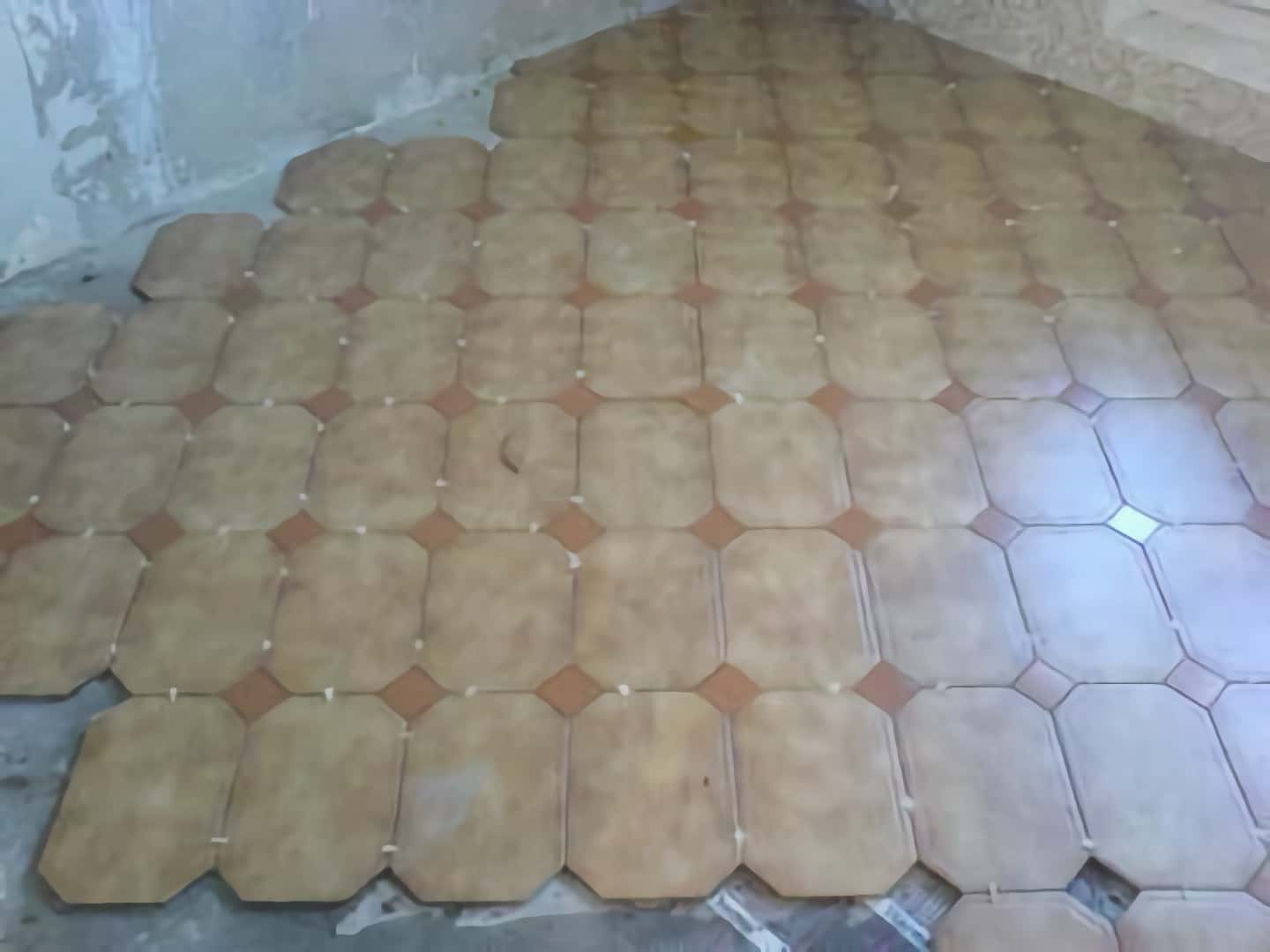 Способы укладки плитки на пол