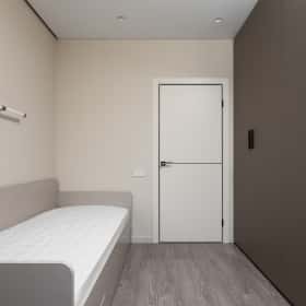 Деликатная классика. Дизайн и ремонт квартиры 65м2 в ЖК Кронштадтский 9 в современном классическом стиле. Кабинет, фото 01