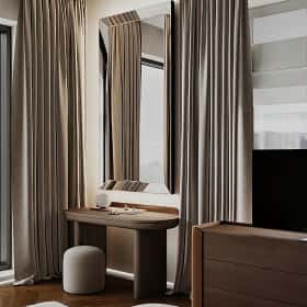 Высокие отношения. Дизайн и ремонт загородного дома 195м2 в КП Лесная поляна в современном стиле. 2 этаж Мастер-спальня, фото 05