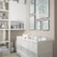 Туалетный столик с широким зеркалом, белого цвета. Дизайн и ремонт квартиры на Никитском бульваре — Воздушный замок. Фото 020
